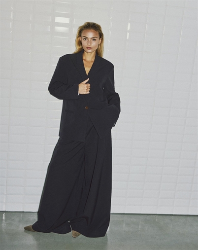 Withblack - WBLLily Tailored Blazer - Navy Pinstripe